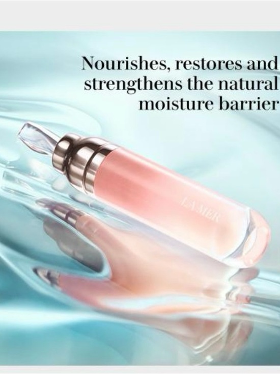 La Mer Other - La Mer lip volumizer. Color 20 sheer glow